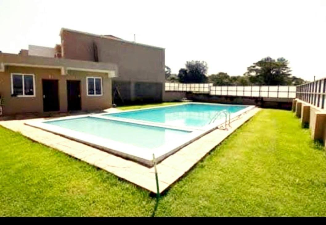 Jacky'S Milimani Suites Nakuru Bagian luar foto