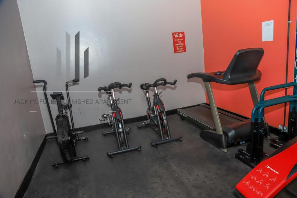 Jacky'S Milimani Suites Nakuru Bagian luar foto